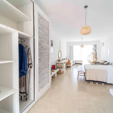 Alpha Urban Rhodes City